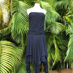 BCBG Max Azria stunning  black strapless d…